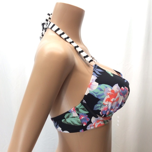 Shade & Shore Floral Light Lift Halter Bikini Top - Picture 3 of 11